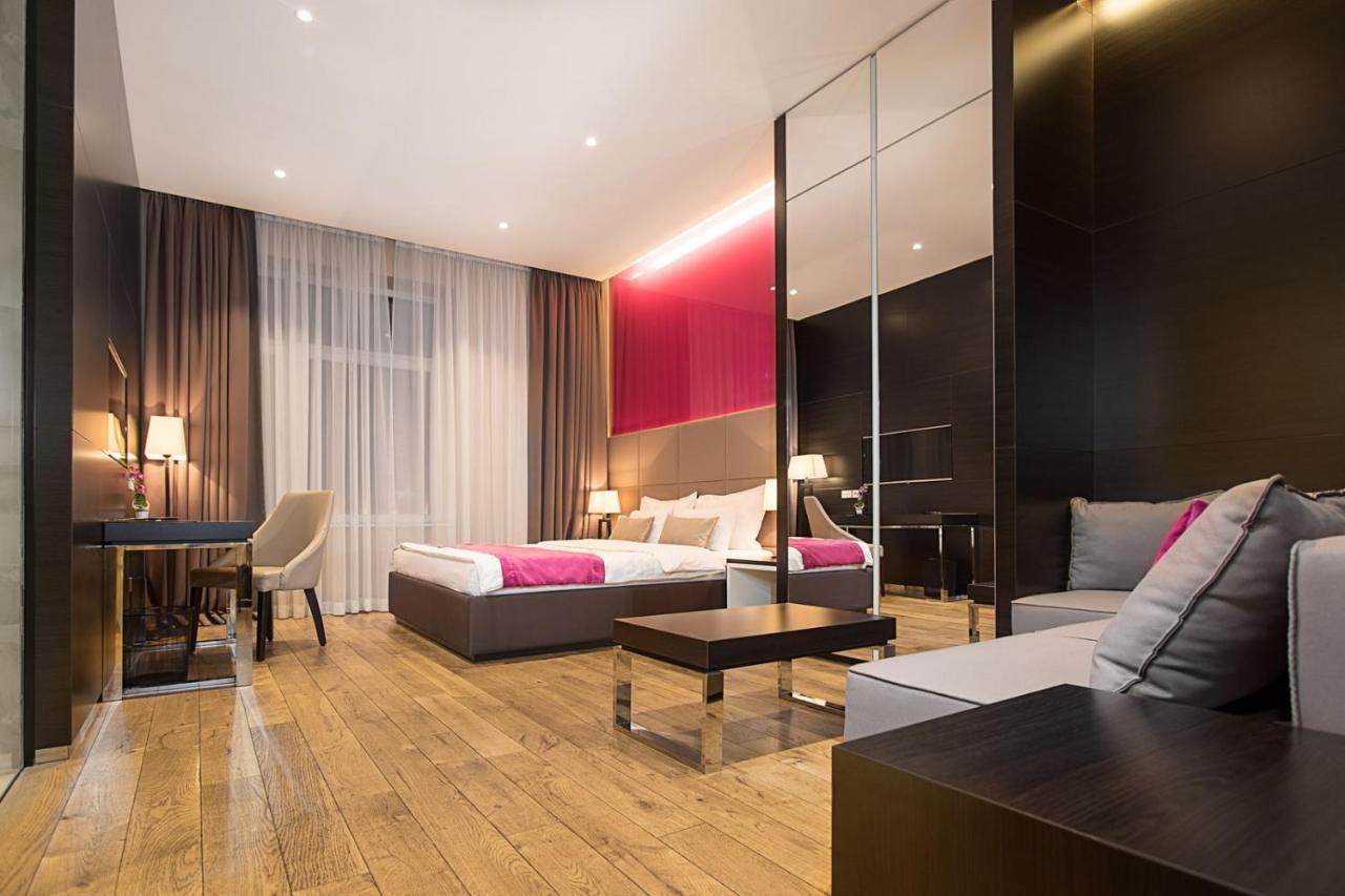 Maccani Black Luxury Suites Белград Екстериор снимка