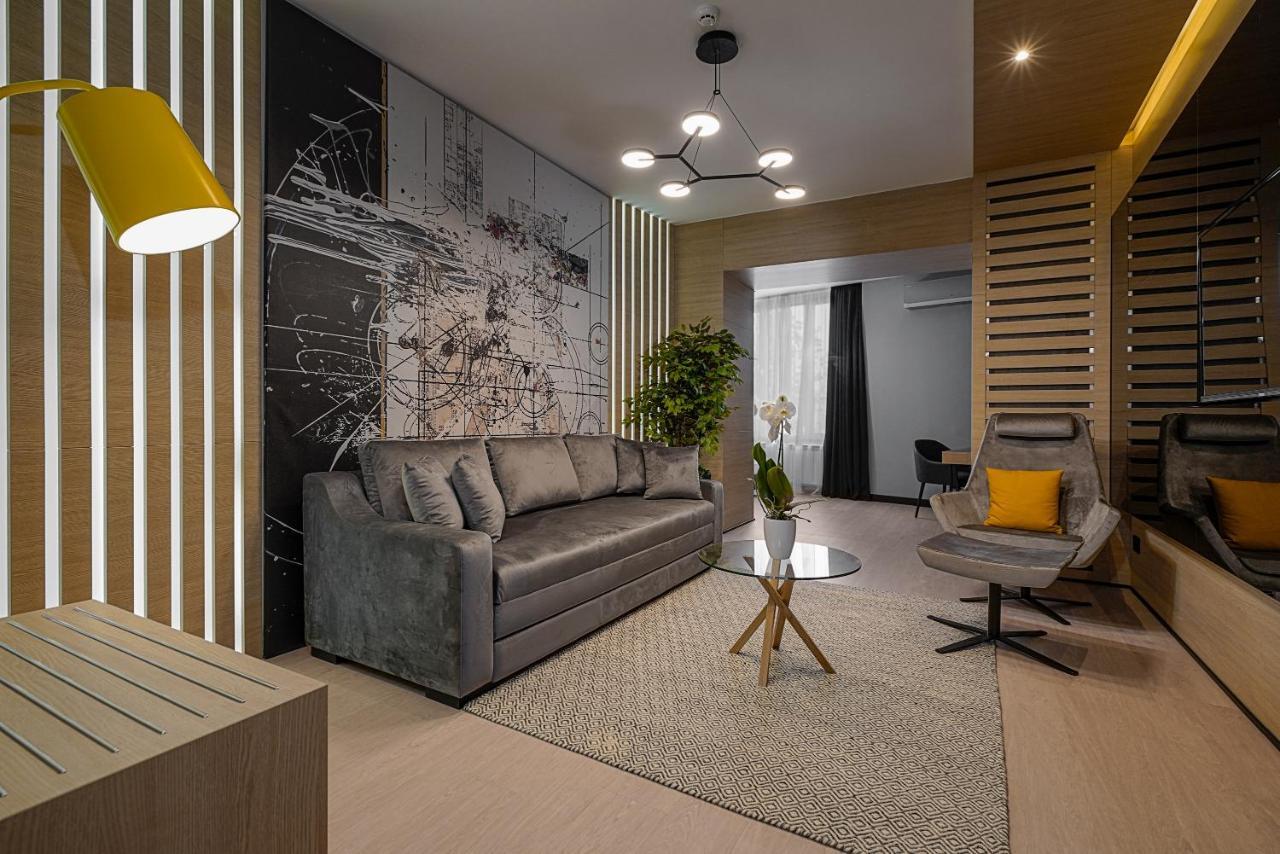 Maccani Black Luxury Suites Белград Екстериор снимка